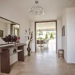 Willa Luxury Near Prague With Pool And Tennis Court
