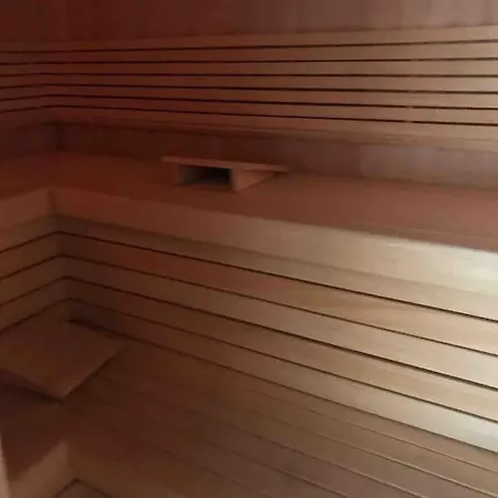 וילה Luxury Near Prague With Pool And Tennis Court צ'סטליצה