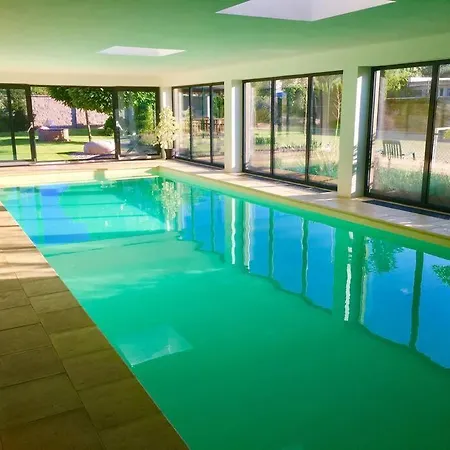 Villa Luxury Near Prague With Pool And Tennis Court Cestlice