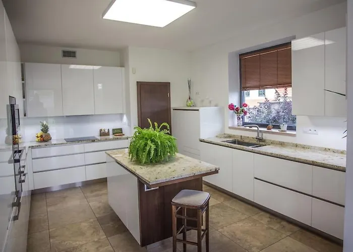 Luxury Near Prague With Pool And Tennis Court * צ'סטליצה