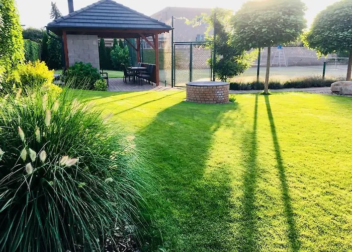 Luxury Near Prague With Pool And Tennis Court צ'סטליצה